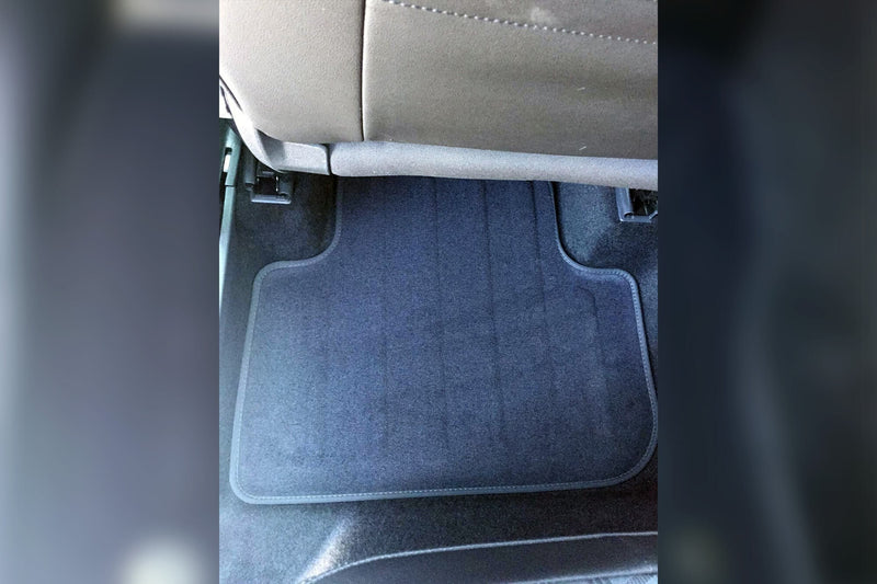 3D Мокетни стелки Gumarny Zubri за Audi Q3 (2018+) 4 части, черни