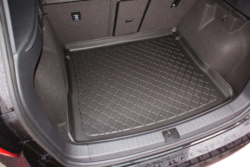 Aristar Guardliner pentru Seat Ateca SUV 5 uși (09.2016+) cu podeaua portbagajului ridicată în poziție superioară sau cu tracțiune integrală