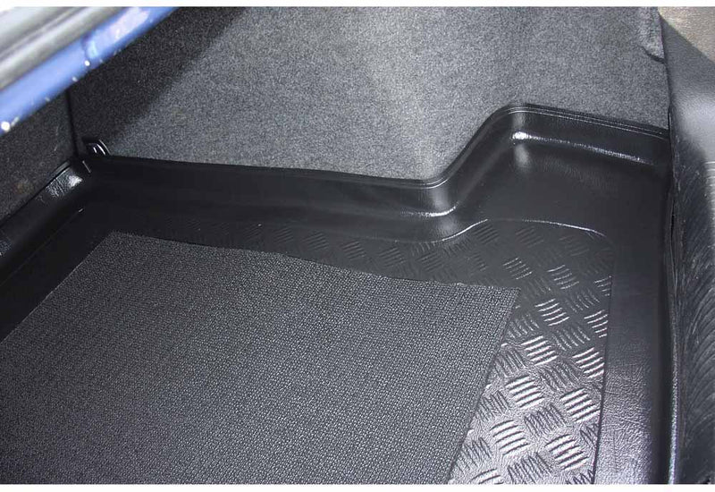 Șină pentru raft Aristar® pentru Volkswagen Passat B5 Sedan (1996 - 2005)