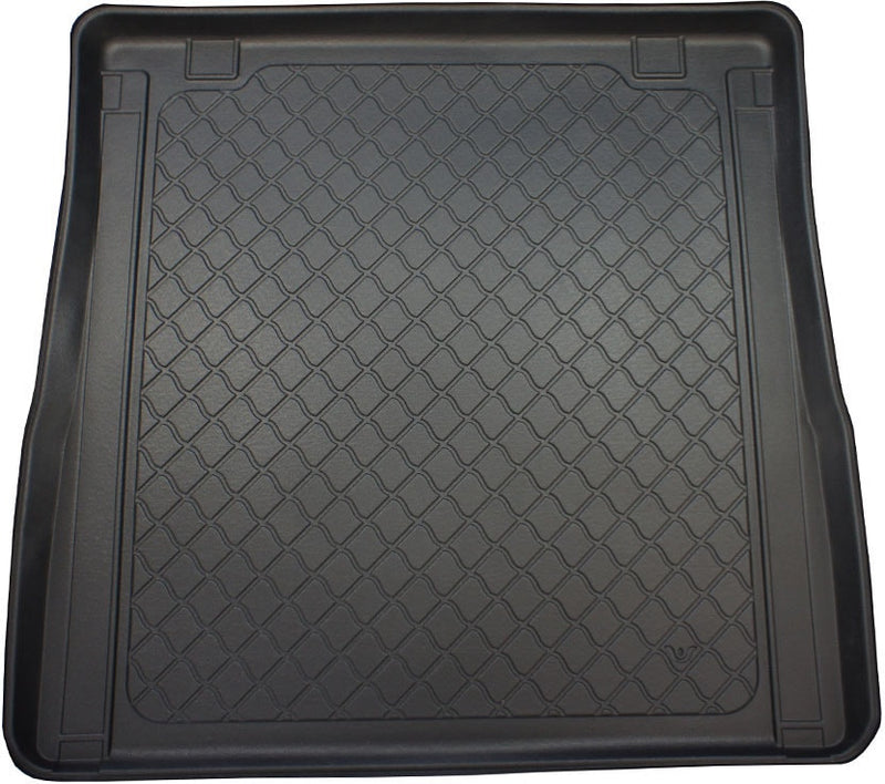 Rack rail Aristar pentru Peugeot 308 II SW / Estate 5 uși (06.2014+) de asemenea, pentru modele cu șine de montare