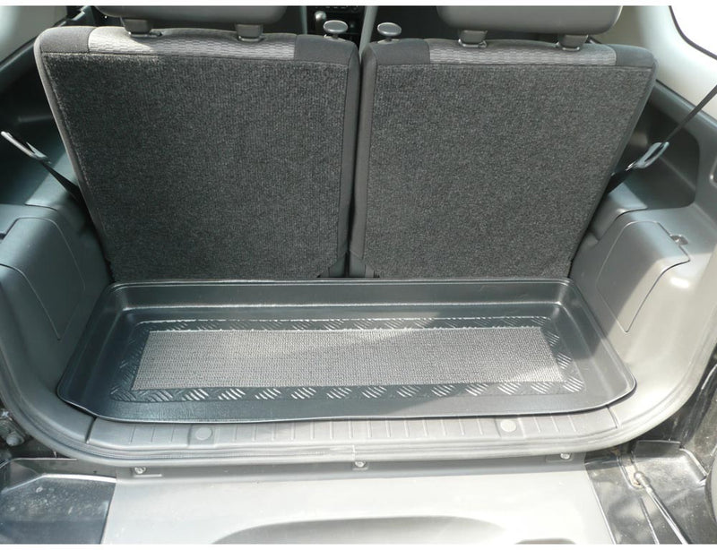 Rack rail Aristar pentru Suzuki Jimny (1998-09.2018) SUV 3 uși pentru spațiul din spatele celui de-al doilea rând de scaune