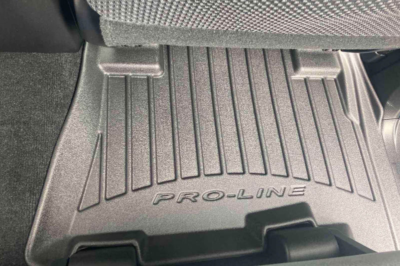 Covorașe de cauciuc Frogum 3D pentru Toyota Land Cruiser FJ150 (2009+)