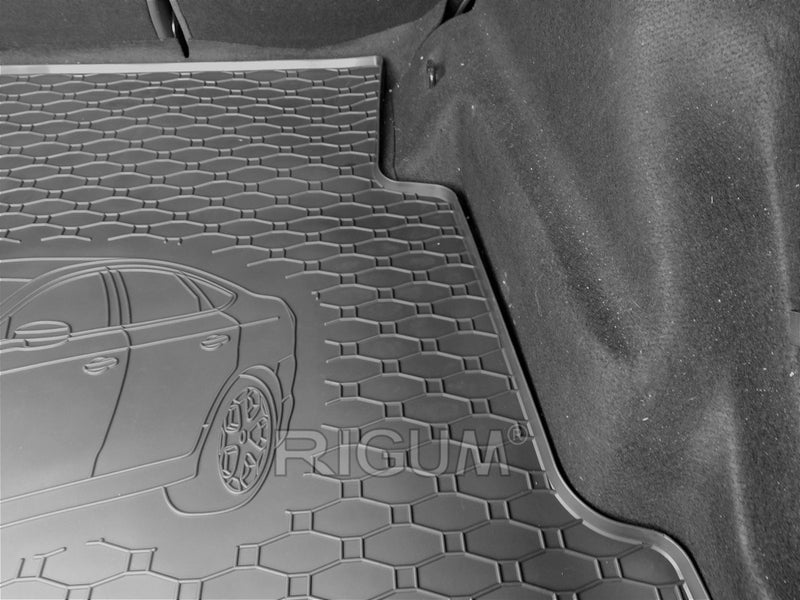 Covoraș de cauciuc Rigum pentru Ford Mondeo sedan (2007-2014) cu amprentă auto, negru