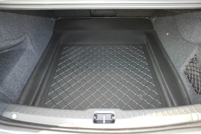 Rack rail Aristar pentru Volvo S90 (10.2016+) Limousine/Sedan, 4 uși, 2WD + 4WD, cu kit de reparații