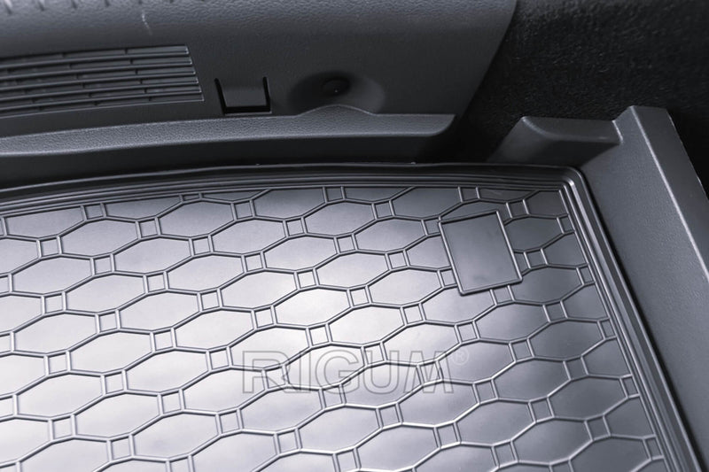 Covoraș de cauciuc Rigum pentru Hyundai i30 hatchback (2017+) poziție inferioară