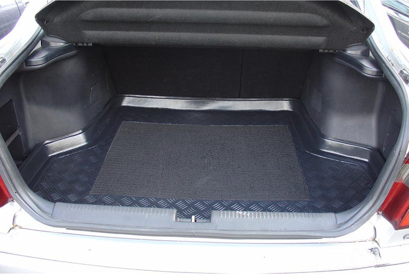 Стелка за багажник ARISTAR за Mitsubishi Carisma II Hatchback 5 врати (2000–2005)