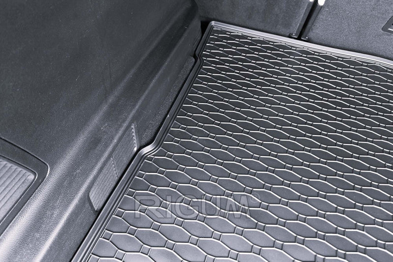 Covoraș de cauciuc Rigum pentru Ford S-Max 5 locuri (2015+)
