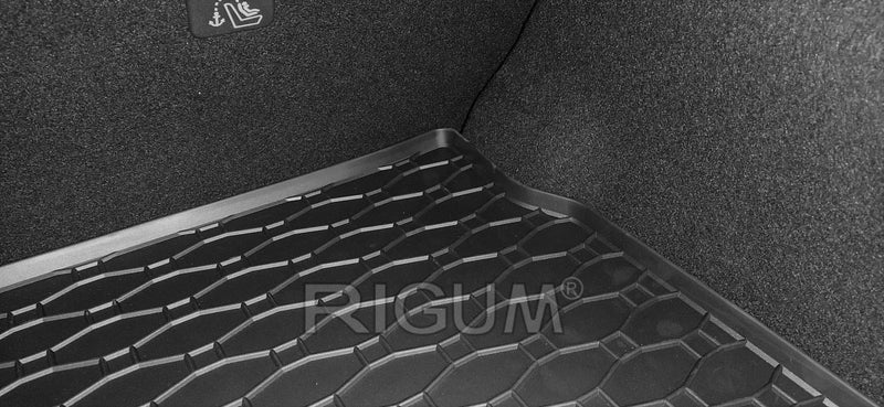 Covoraș de portbagaj din cauciuc Rigum pentru Renault Kadjar (2015+) cu amprenta vehiculului
