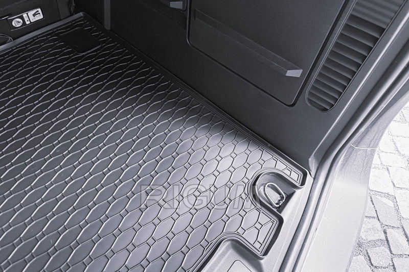 Covoraș de cauciuc Rigum pentru Ford Tourneo Courier (2023+)