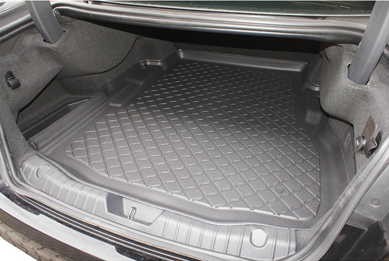 Aristar Guardliner pentru Jaguar XF (X260) Sedan 4 uși (2015+) cu roată de rezervă temporară