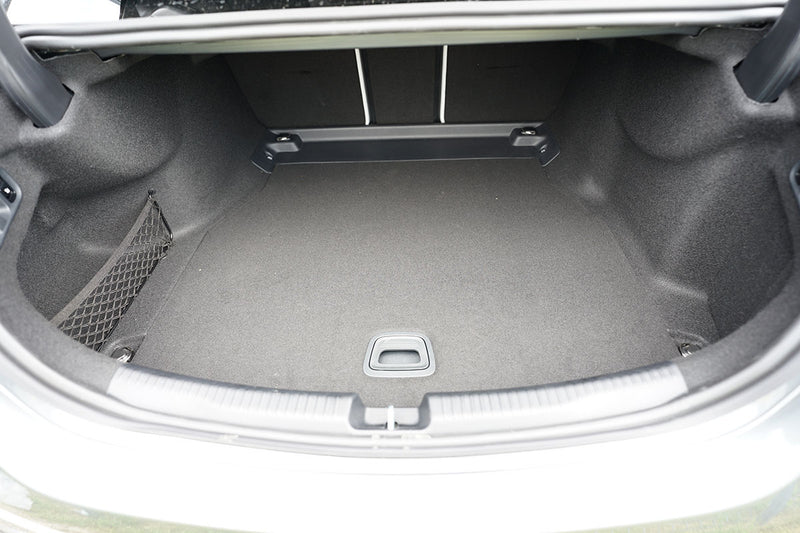 Стелка за багажник Aristar за Mercedes C-Class W206 Sedan (4 врати) (06.2021+) не е за Plug-in хибридна версия