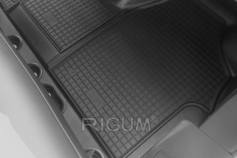 Covorașe din cauciuc Rigum pentru Peugeot Expert / E-Expert (2020+), 2 sau 3 locuri, 3 părți, negru