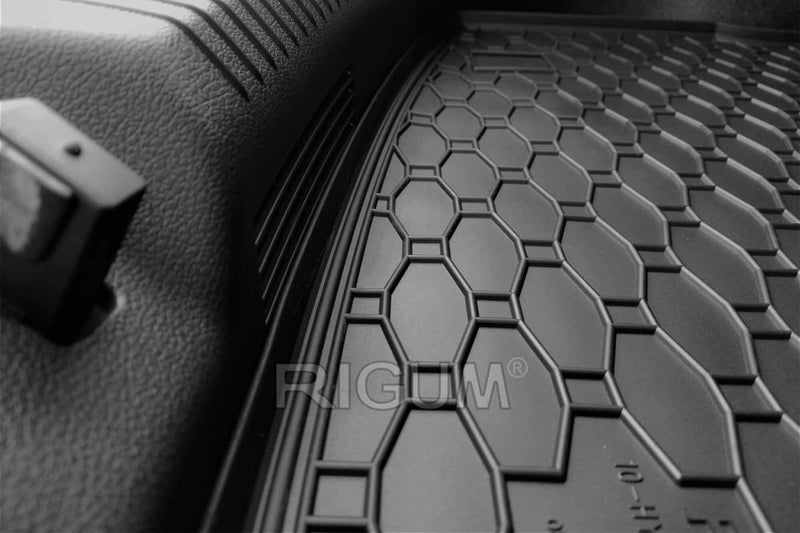 Covoraș de cauciuc Rigum pentru Hyundai i30 hatchback (2017+) și i30 N hatchback (2021+)