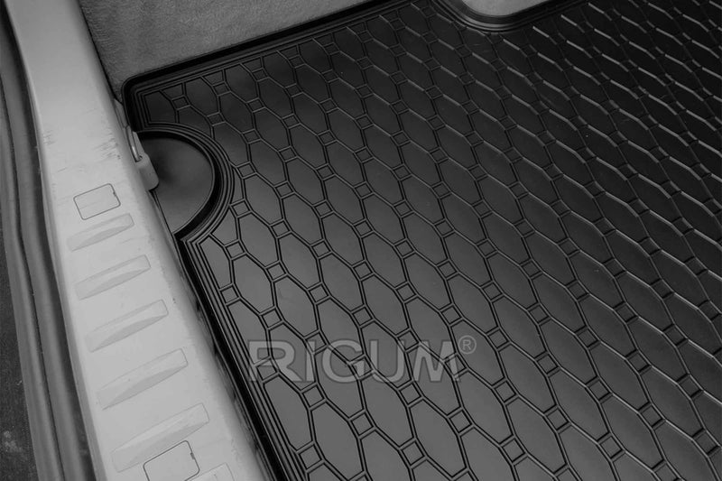 Covor de cauciuc Rigum pentru BMW Seria 3 E91 Estate (2005-2012)