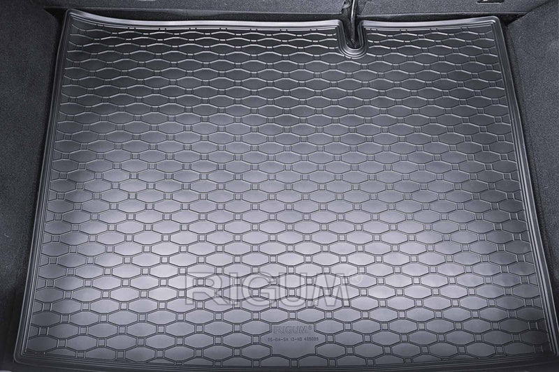 Covoraș de portbagaj din cauciuc Rigum pentru Dacia Sandero hatchback (2013+)