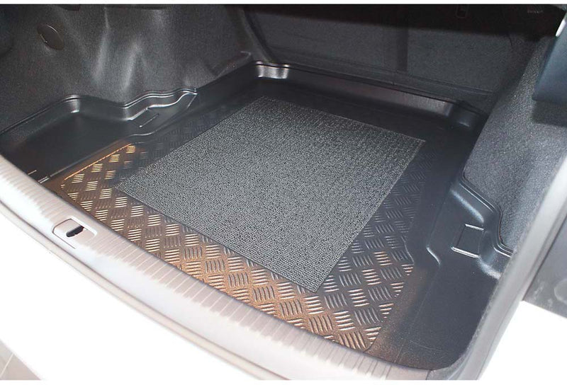 Стелка за багажник Aristar за Lexus IS III (XE30) седан (06.2013+)