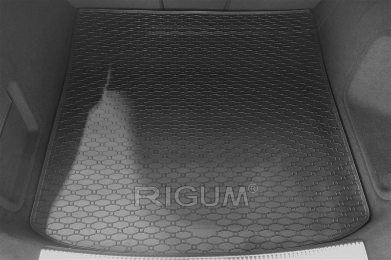 Covor de cauciuc Rigum pentru Audi A4 Sedan (2016-2023)/Audi A5 Sportback (2007-2023)