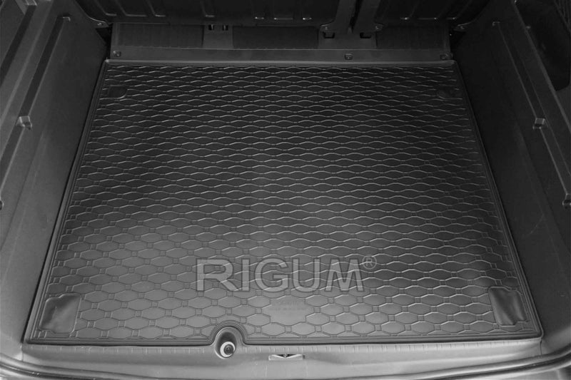Covoraș de cauciuc Rigum pentru Opel Combo, Citroen Berlingo, Peugeot Rifter, Toyota ProAce City - bază scurtă, 5 locuri, negru
