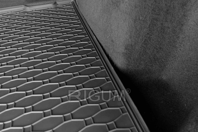 Covoraș de portbagaj din cauciuc Rigum pentru Ford Kuga (2012-2019) în poziția superioară/inferioară a portbagajului