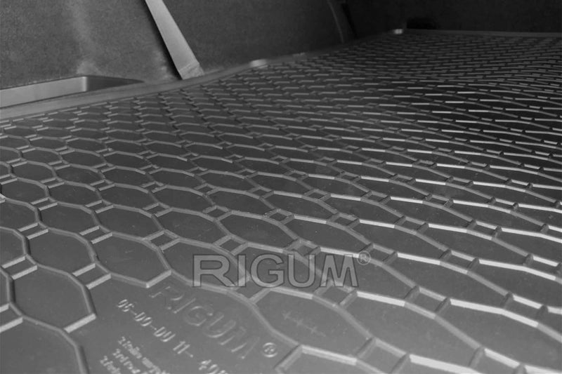 Covoraș de cauciuc Rigum pentru Dodge Durango (2011+)