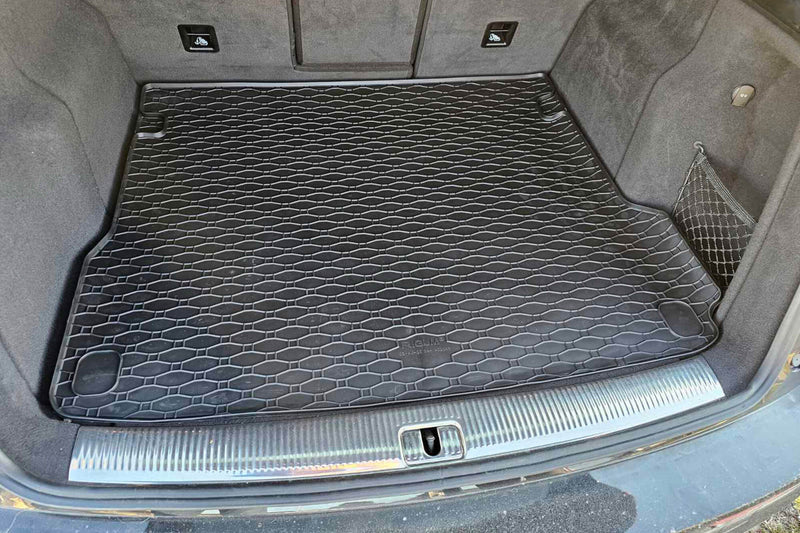 Covoraș de cauciuc Rigum pentru Audi Q5 (2008-2017)
