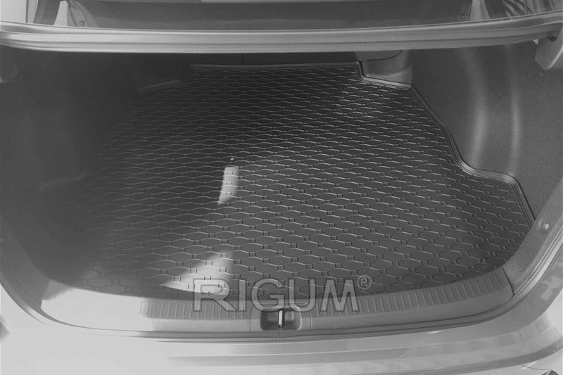 Covoraș de portbagaj din cauciuc Rigum Toyota Corolla sedan (2019+)
