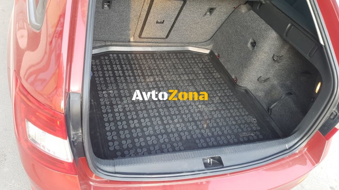 Гумена стелка за багажник Rezaw Plast за Skoda Octavia III (2013-2019) Combi version with one floor - Avtozona