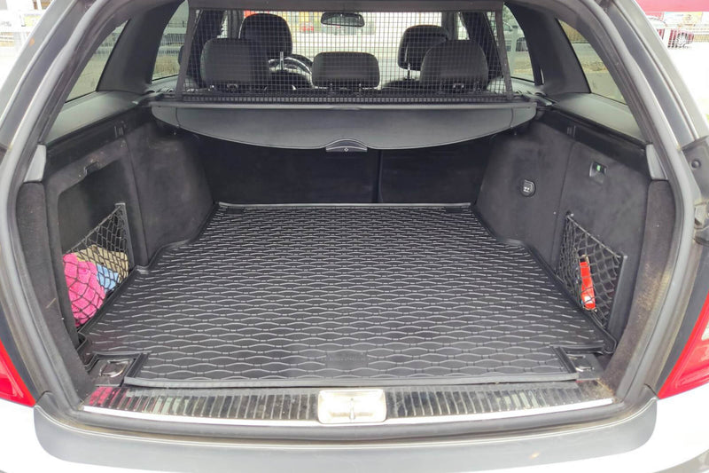 Covoraș din cauciuc Rigum pentru Mercedes C class S204 estate (2007+)