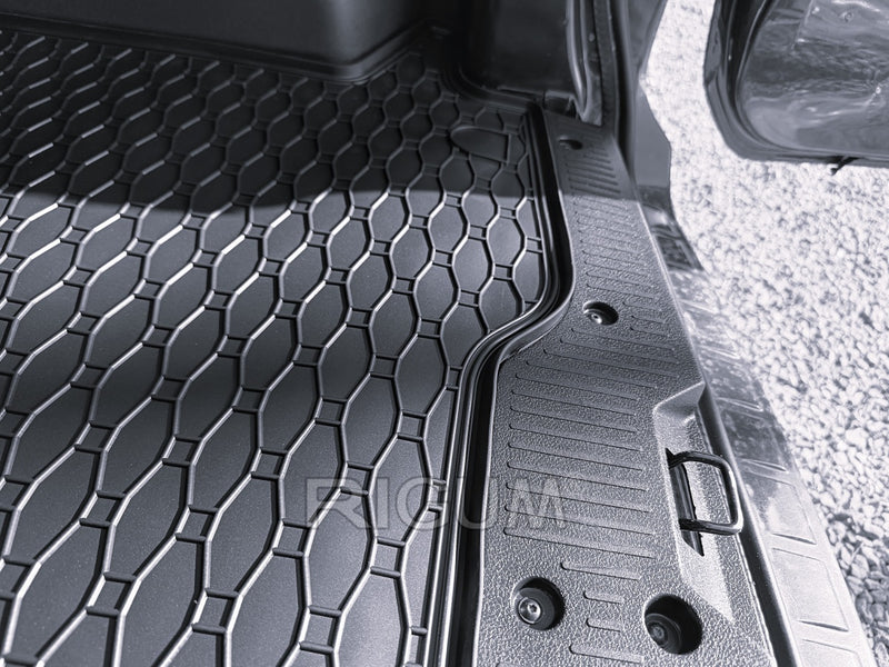 Covoraș de cauciuc Rigum pentru Dacia Dokker (2012+)