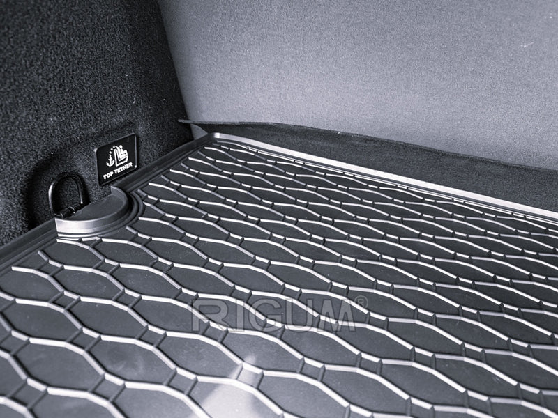 Covoraș de cauciuc Rigum pentru Dacia Duster 4x4 (2010+), Duster 4x2 LPG/4x4 (2018+)