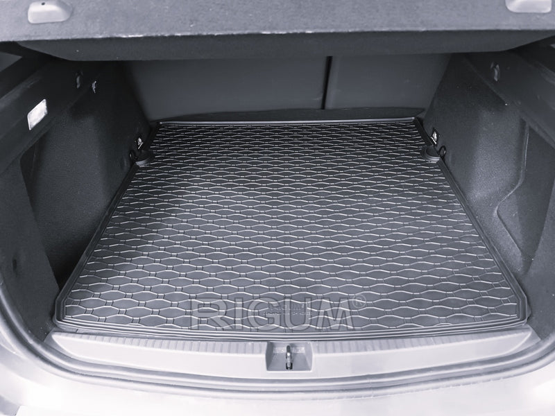 Covoraș de cauciuc Rigum pentru Dacia Duster 4x4 (2010+), Duster 4x2 LPG/4x4 (2018+)