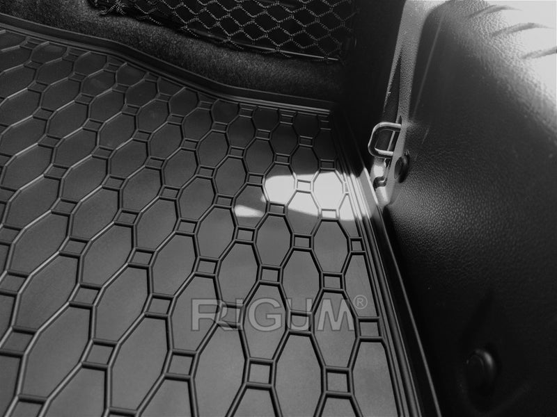 Covor de cauciuc Rigum pentru BMW Seria 1 F20 (2011-2019) hatchback 5 uși