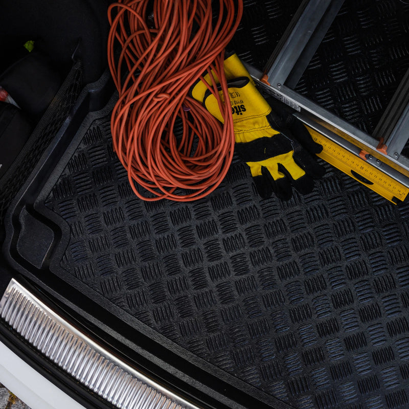 Șină pentru raft Rezaw-Plast PVC pentru Audi A3 Sedan (2013+)