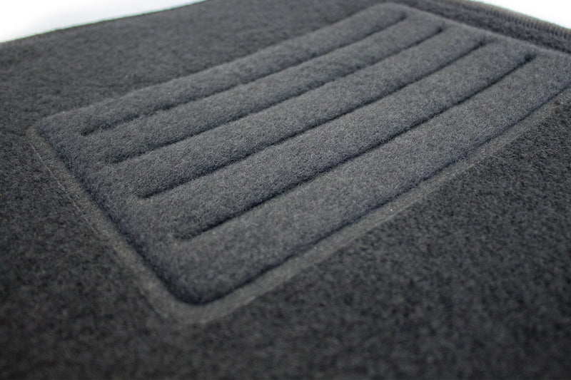 Мокетни стелки Petex за Mitsubishi Outlander Plug-in Hybrid (2014–2021) Rex, 4 части, черни