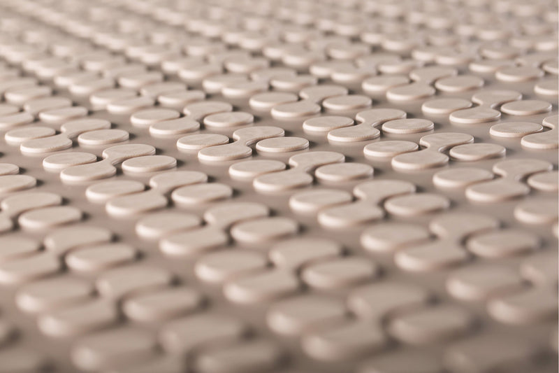 Гумена стелка за багажник Rezaw-Plast за Toyota Avensis комби (2009–2018), без странични ниши, бежова