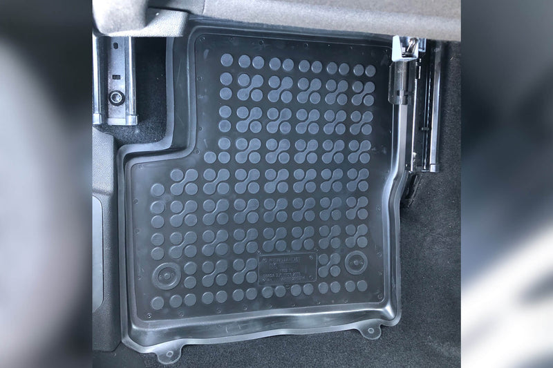 Covorașe din cauciuc Rezaw-Plast pentru Opel Corsa D (2006-2014) tip bazin