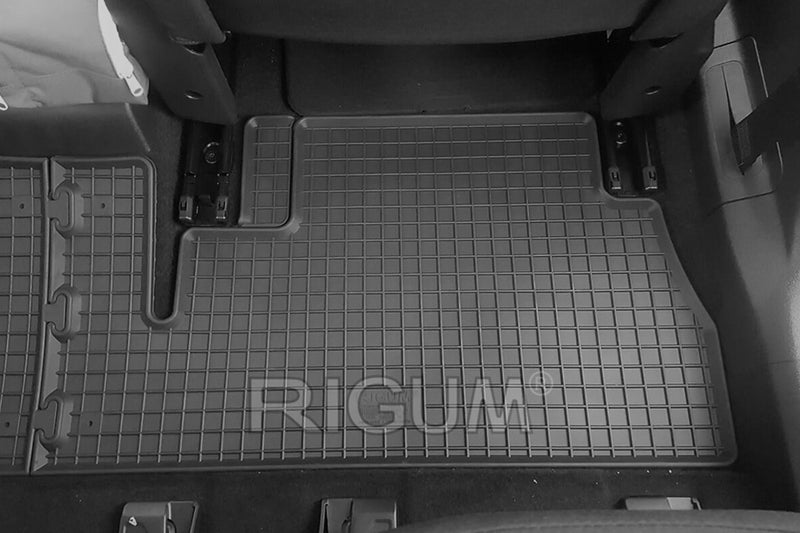 Gumeni stelki Rigum pentru Opel Combo E (2018+) 5 locuri, 4 părți