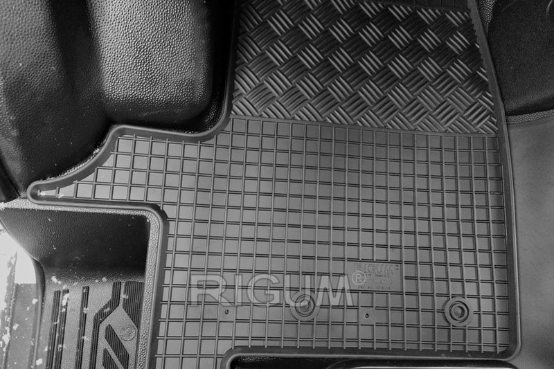 Gumeni stelki Rigum pentru Ford Transit (2015+) 3 locuri
