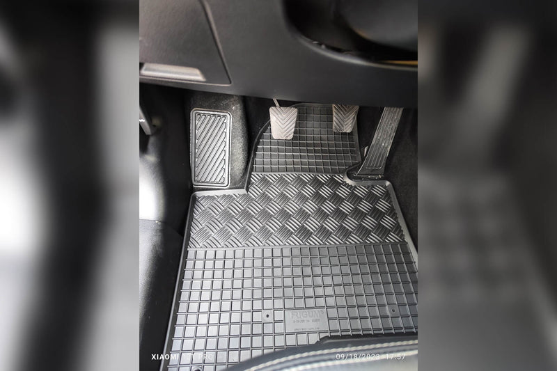 Covorașe din cauciuc Rigum pentru Hyundai iX35 (2009-2015)