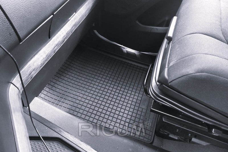 Covorașe din cauciuc Rigum pentru Iveco S-Way Standart (2019+) - 2 bucăți