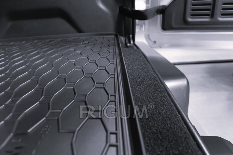 Гумена стелка за багажник Rigum за JEEP Wrangler 5-door (2006–2019) / (2019+)