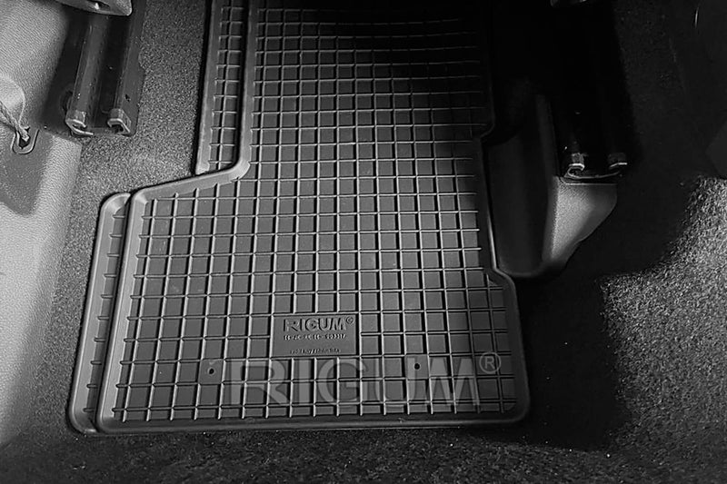 Covorașe din cauciuc Rigum pentru Jeep Renegade (2014+)