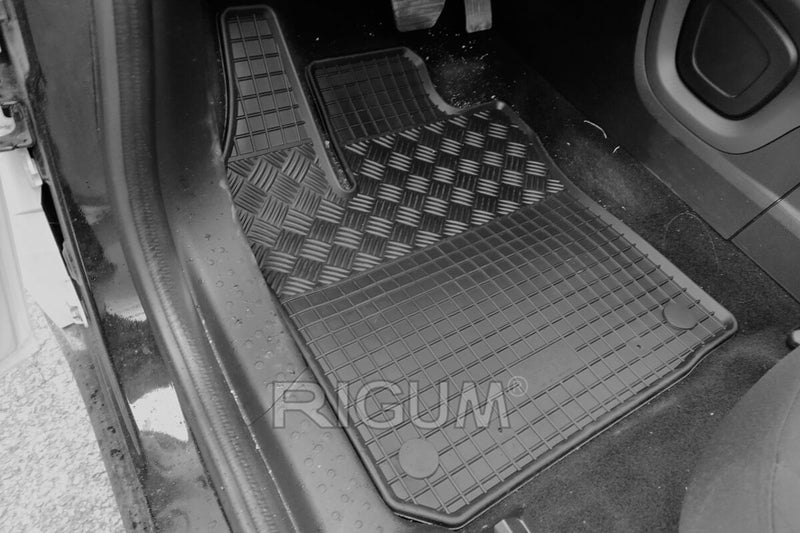 Covorașe din cauciuc Rigum pentru Smart Fortwo (2015-2020) / Fortwo EQ (2017-2020)