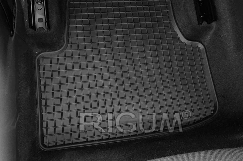 Gumeni stelki Rigum pentru VW Golf VIII (2019+) combi