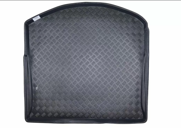 Covor pentru raft Mix-Plast pentru Ford Mondeo Combi (2007-2014) cu roată de rezervă