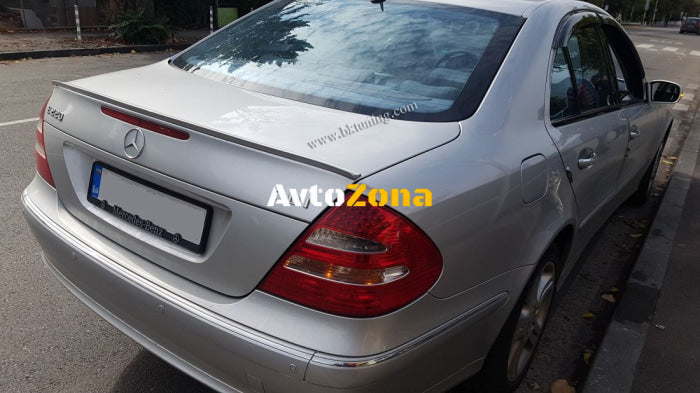 Лип спойлер за багажник за Mercedes W211 - Avtozona