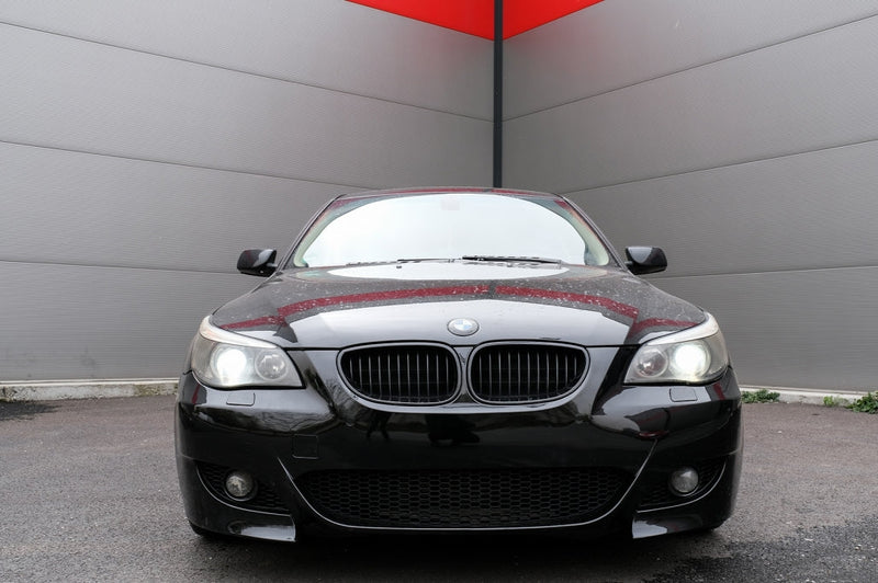 Предна Броня за BMW E60 / E61 (2003-2010) - М5 Дизайн - Черна - Avtozona