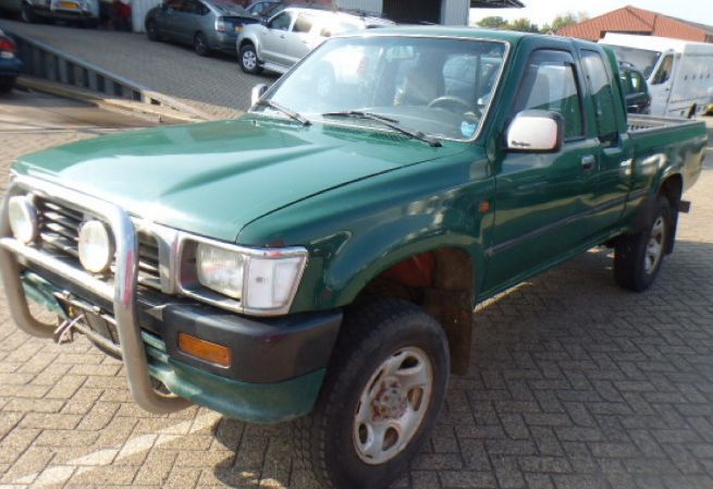 Ветробрани Team HEKO за TOYOTA HILUX Pickup / NISSAN Pickup (1989-1997) 2 врати - Avtozona